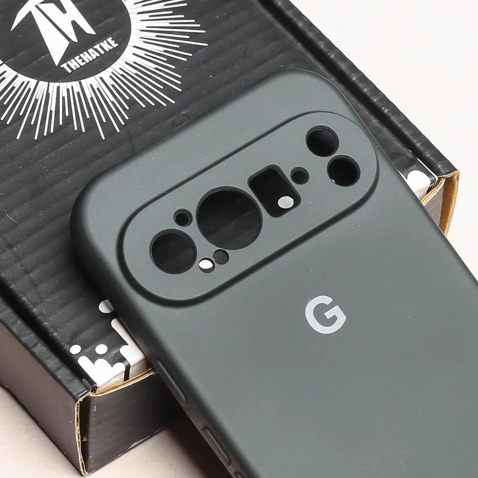 Black Camera Original Silicone case for Google Pixel 9 Pro - Image 4
