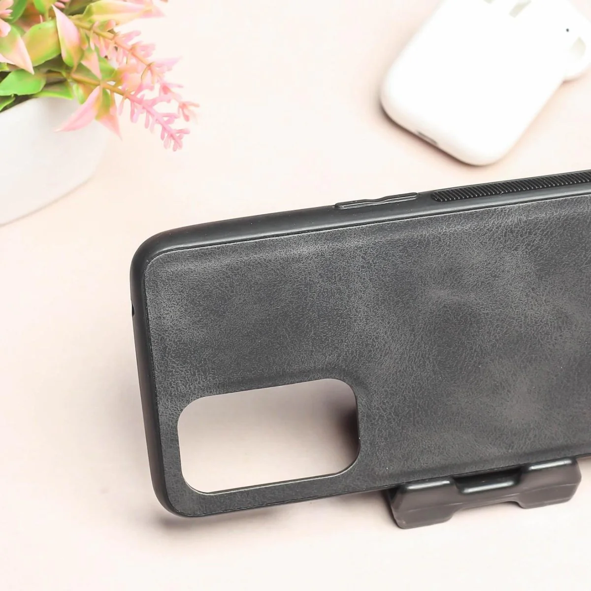 Black Classic Leather Case for Oneplus 9 - Image 3