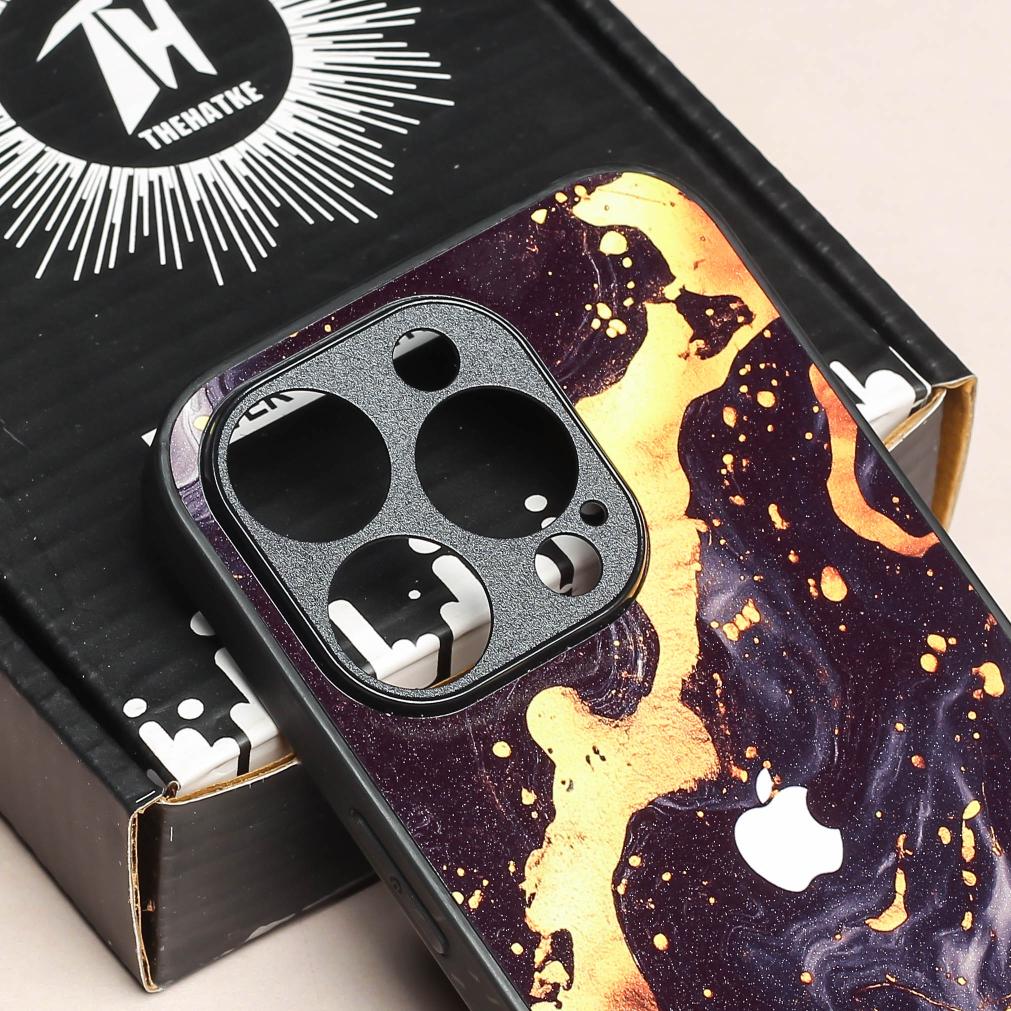 Black Gold Blaze metal back case for Apple Iphone 16 Pro - Image 4