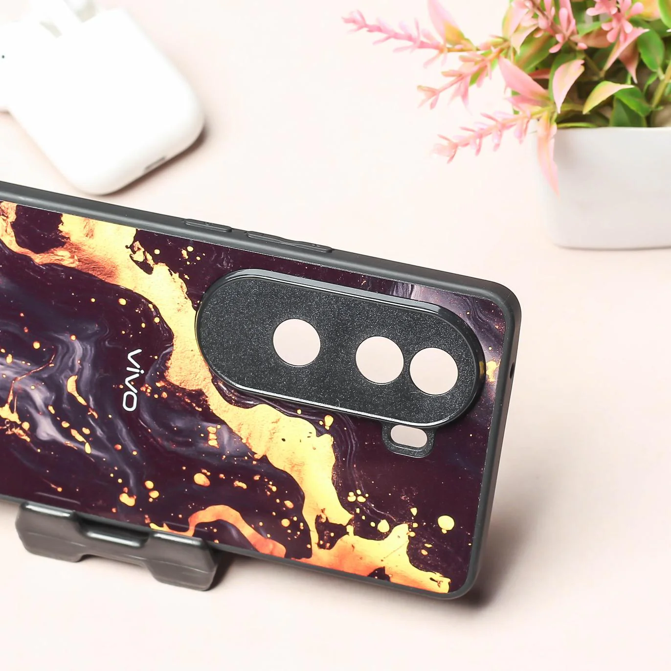 Black Gold Blaze metal back case for Vivo V40e - Image 3