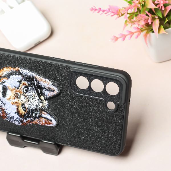 Black Leather Brown Fox Camera Ornamented for Samsung S22 - Image 2