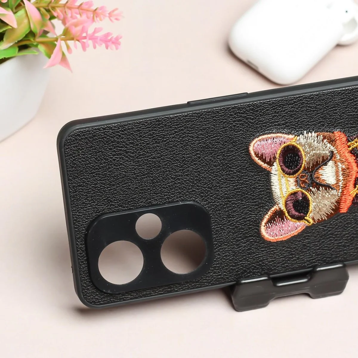 Black Leather Bulldog Camera Ornamented for Oneplus Nord CE 3 5g - Image 3