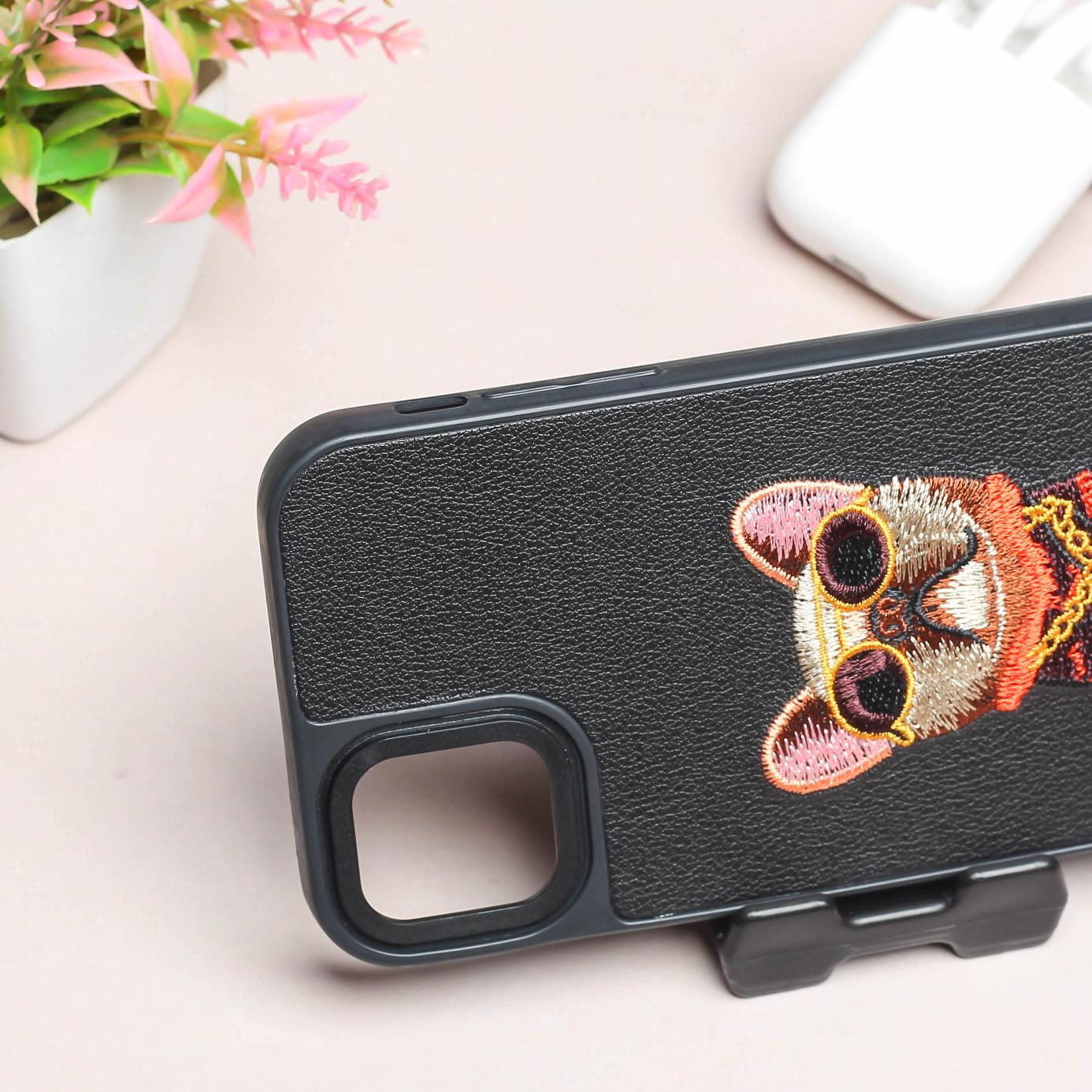 Black Leather Bulldog Ornamented for Apple Iphone 11 - Image 3