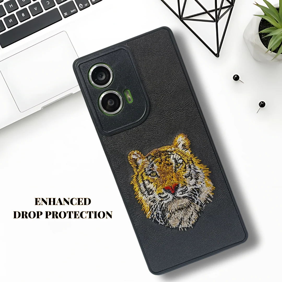 Black Leather Yellow Lion Camera Ornamented for Motorola Edge 50 Fusion