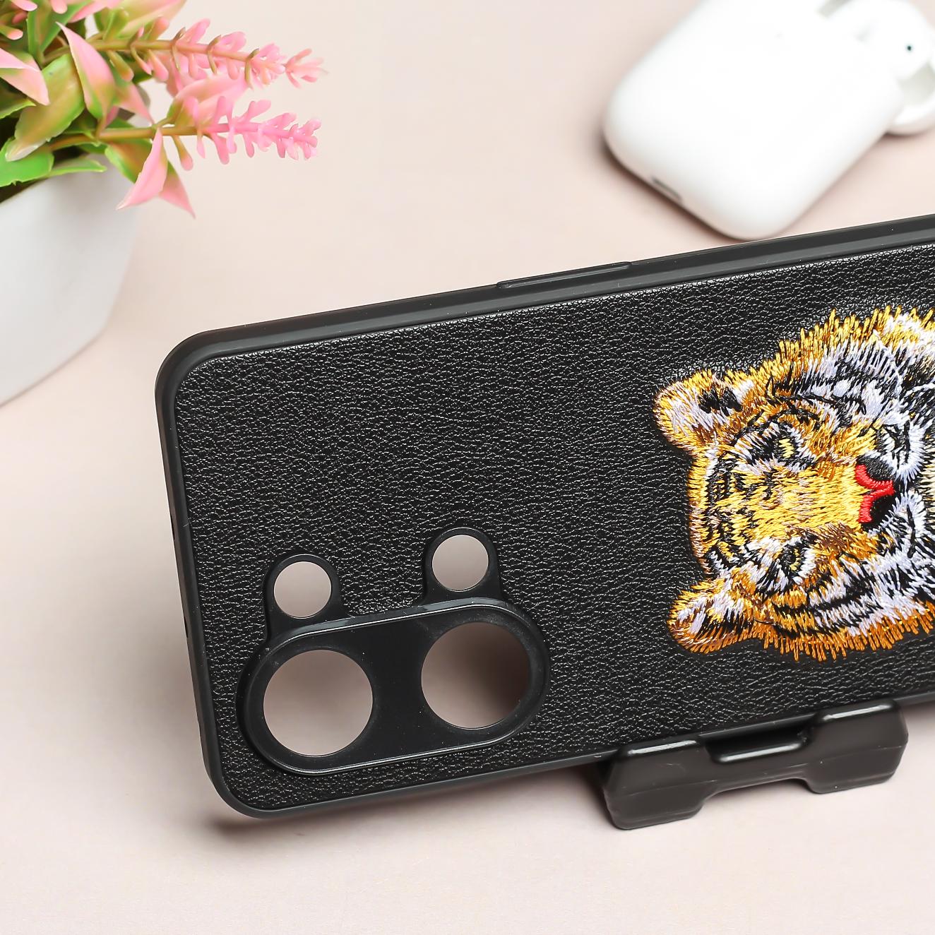 Black Leather Yellow Lion Ornamented for Oneplus Nord - Image 3