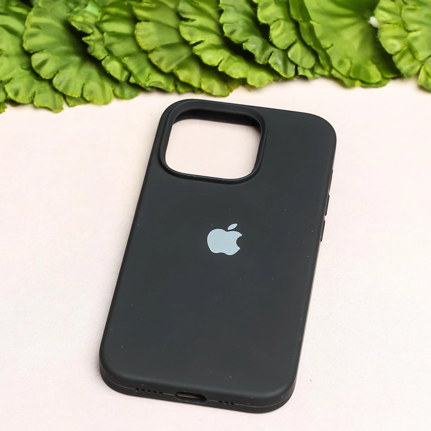 Black Original Silicone case for Apple iphone 14 Pro - Image 2