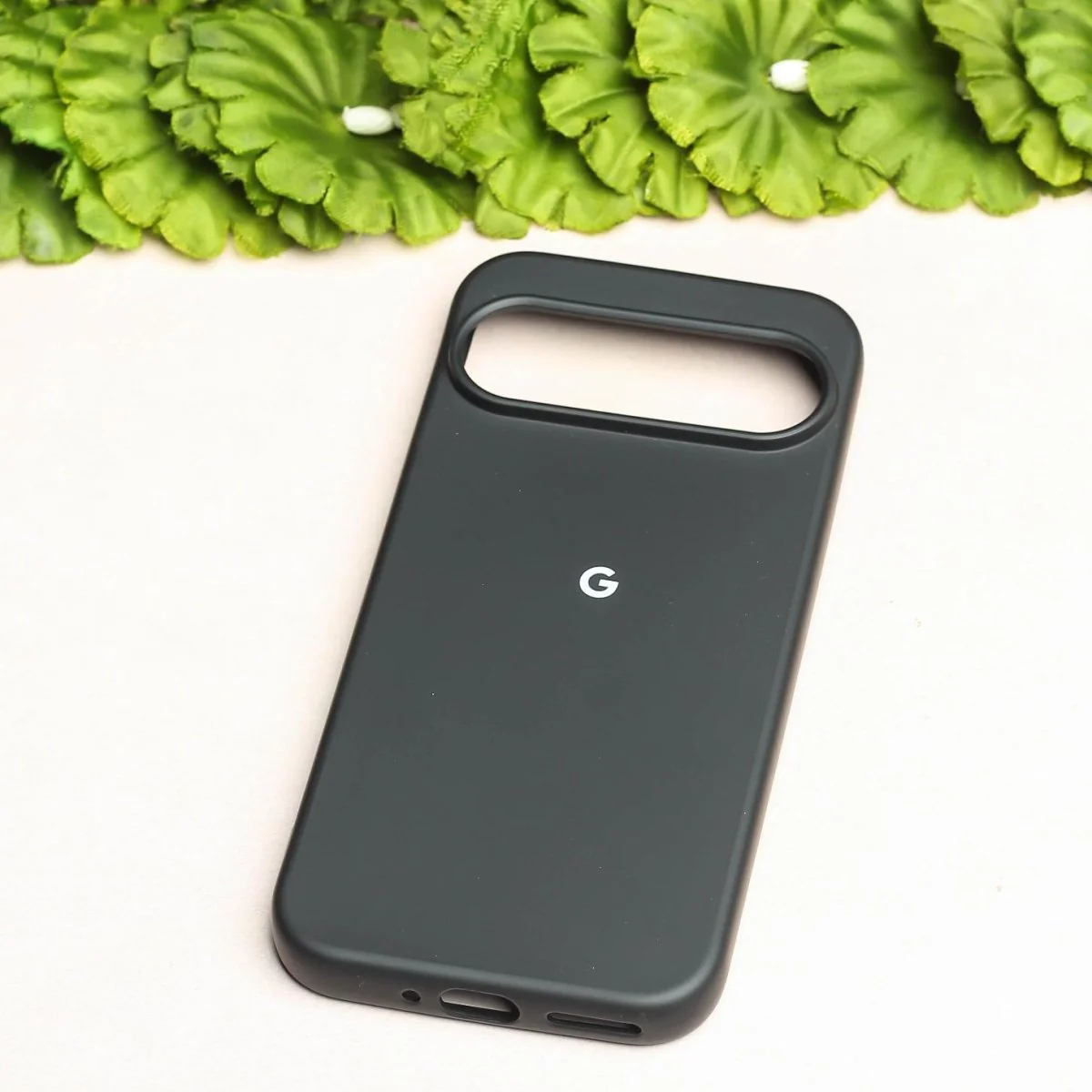 Black Original Silicone case for Google Pixel 9 pro - Image 2