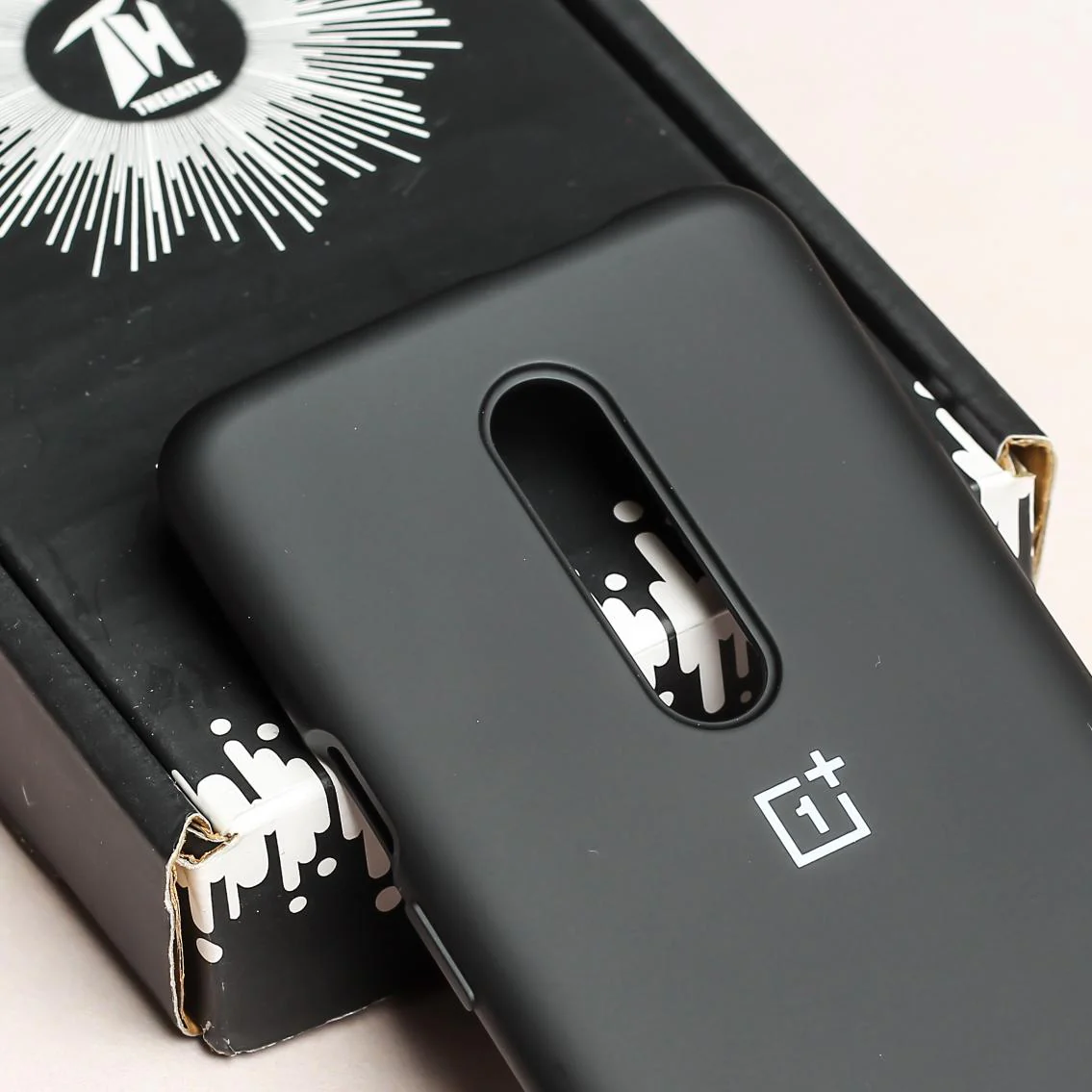 Black Original Silicone case for Oneplus 8 - Image 4