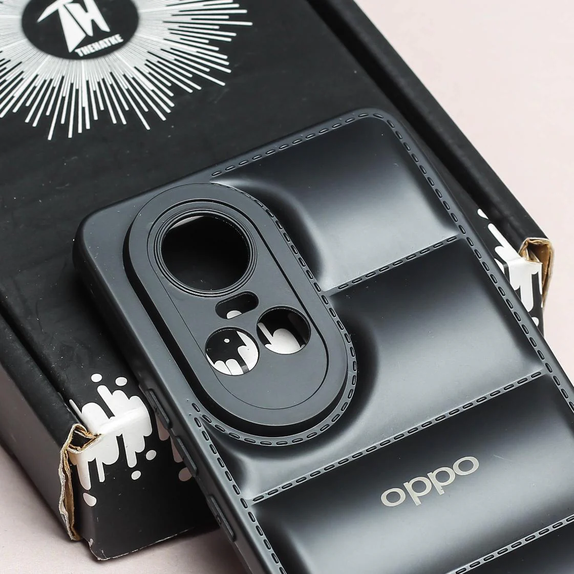 Black Puffon silicone case for Oppo Reno 10 - Image 4