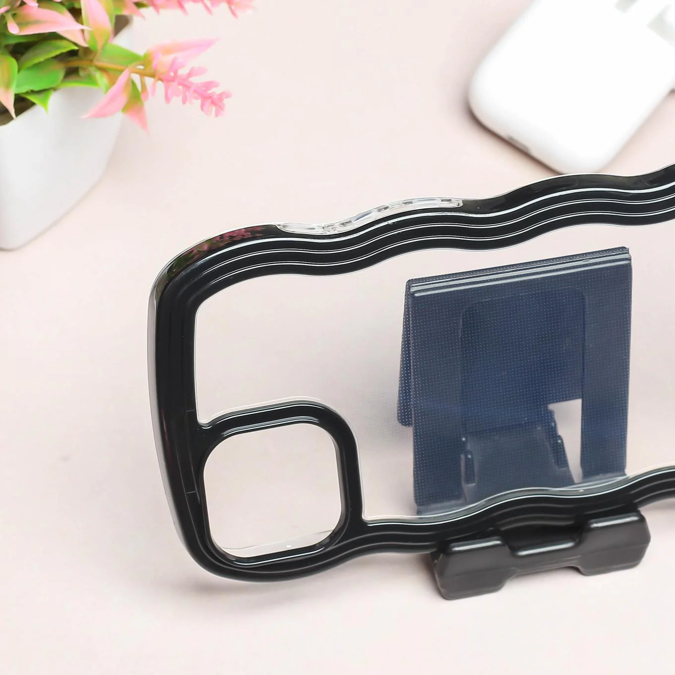 Black Zig Zag Frame Silicon Case for Apple Iphone 15 Plus - Image 3
