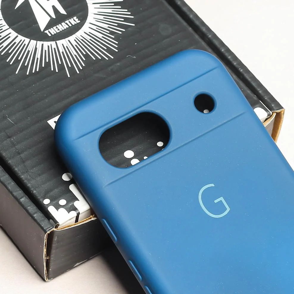 Blue Camera Original Silicone case for Google Pixel 8a - Image 4