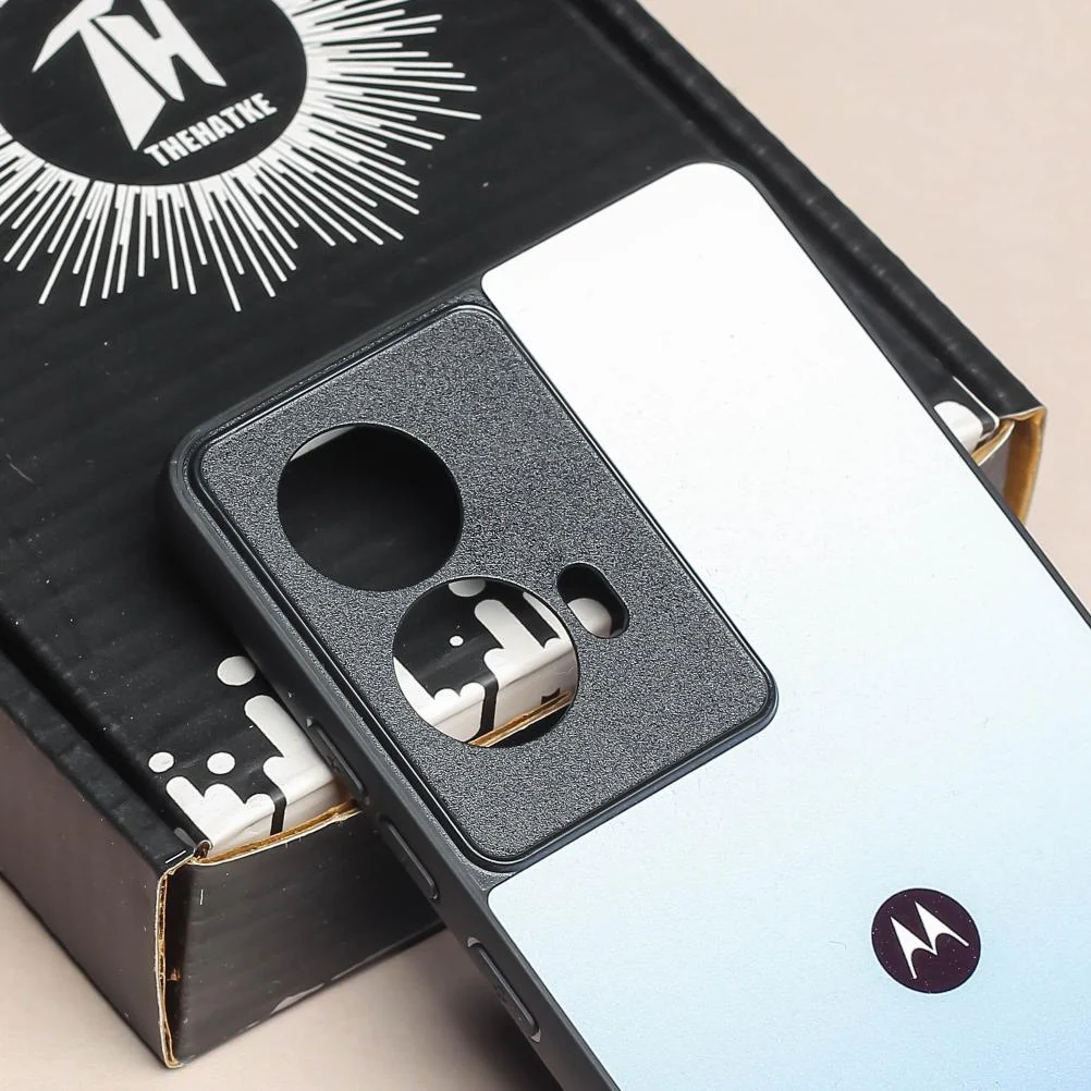 Blue Gradient metal back case for Moto G85 - Image 4