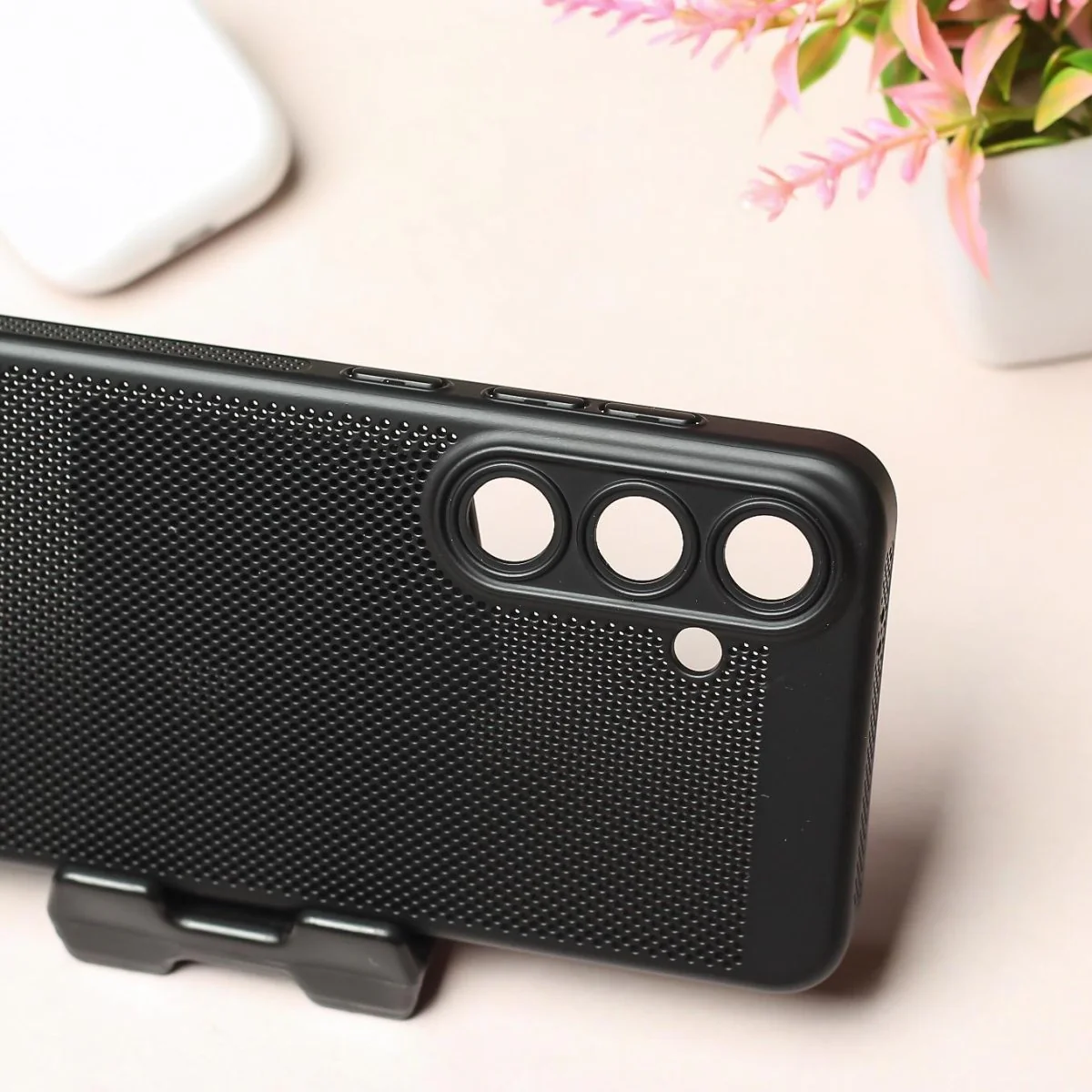 BREATHING BLACK Silicone Case for Samsung S24 - Image 3