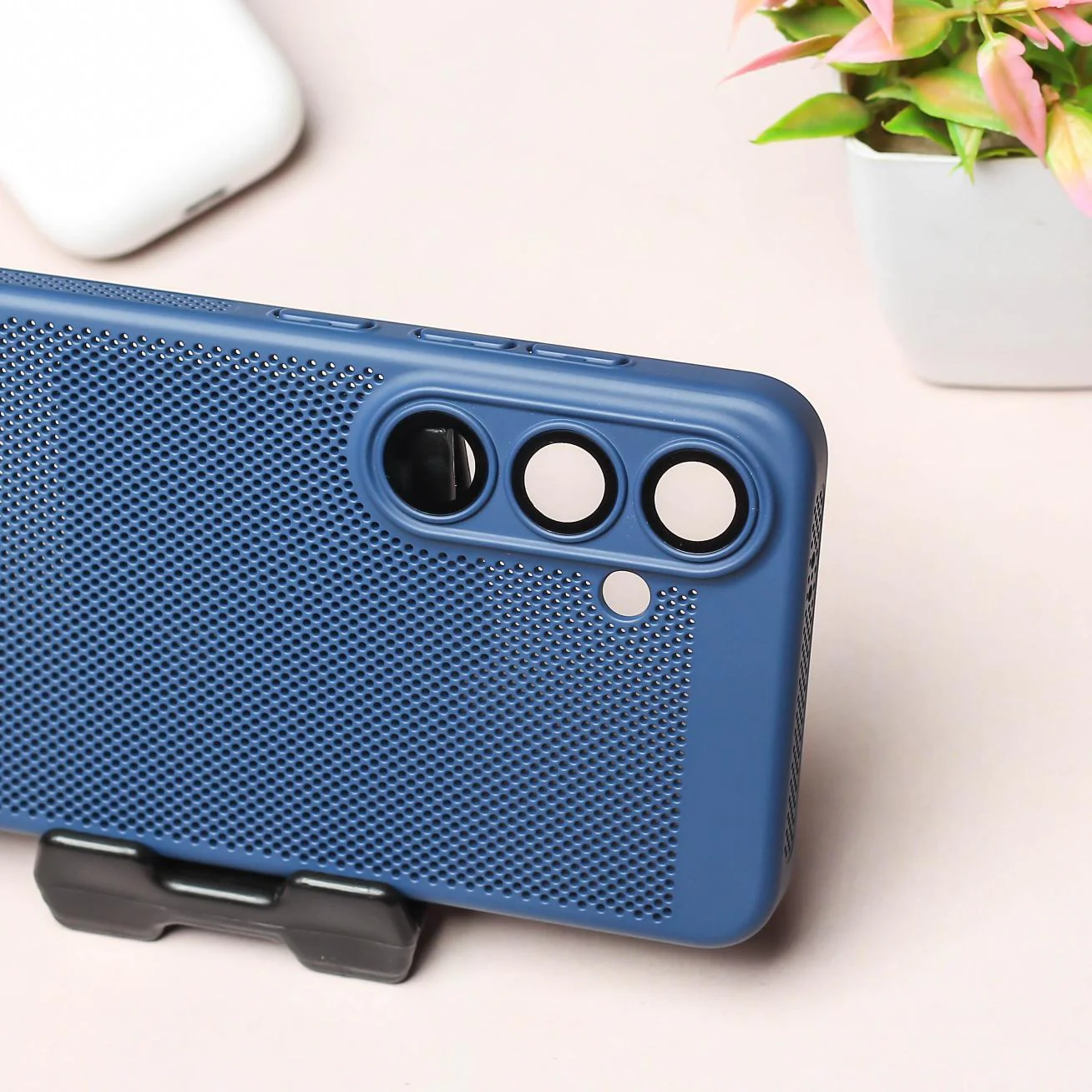 BREATHING DARK BLUE Silicone Case for Samsung S24 - Image 3