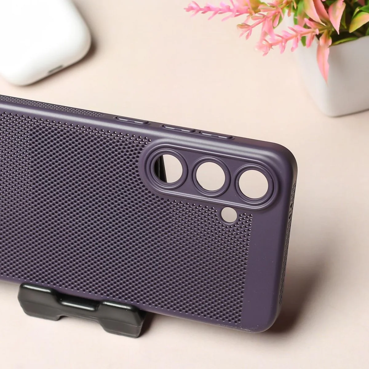 BREATHING DEEP PURPLE Silicone Case for Samsung S24 - Image 3