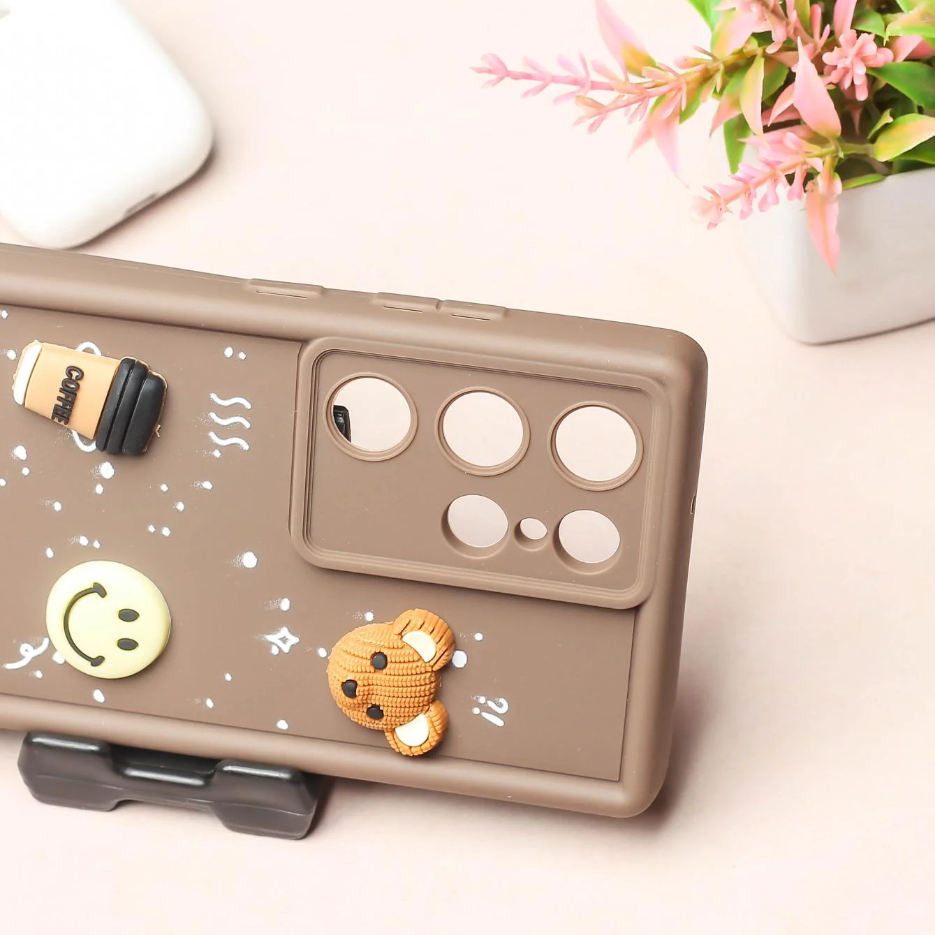 Brown COFFEE (ALWAYS HAPPY) Silicone case for Samsung S24 Ultra - Image 3