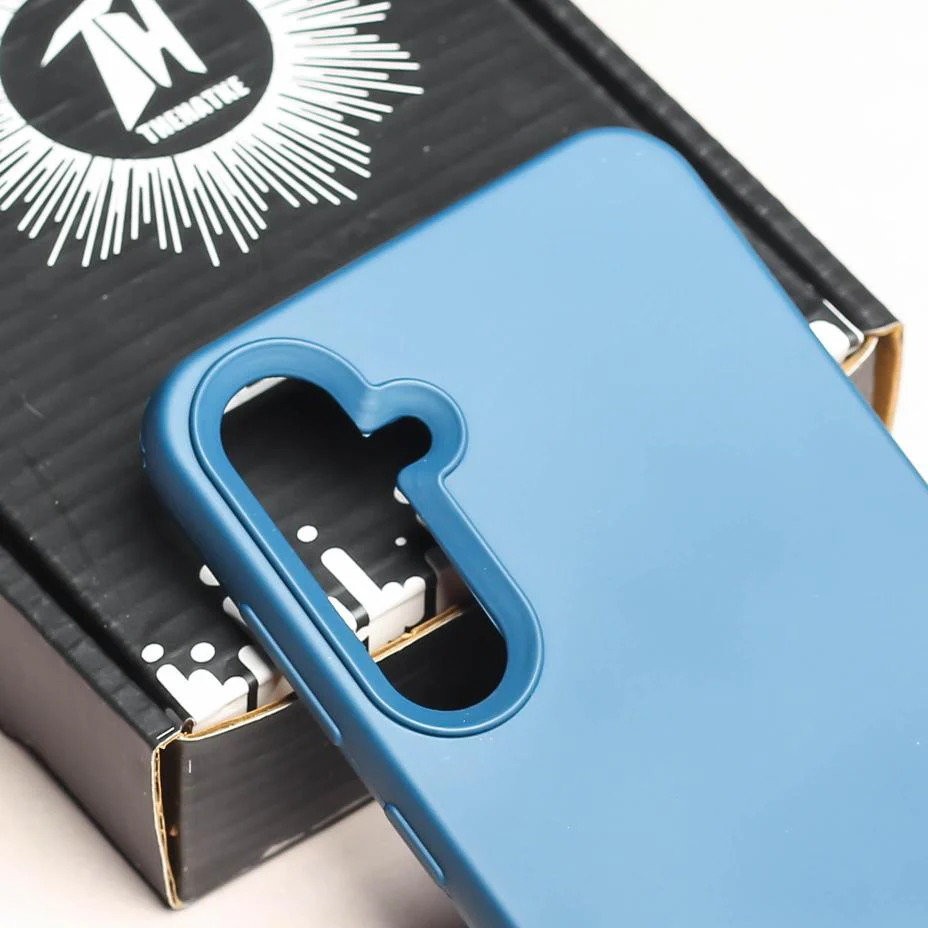 Cosmic Blue Original Silicone case for Samsung S23 FE - Image 4