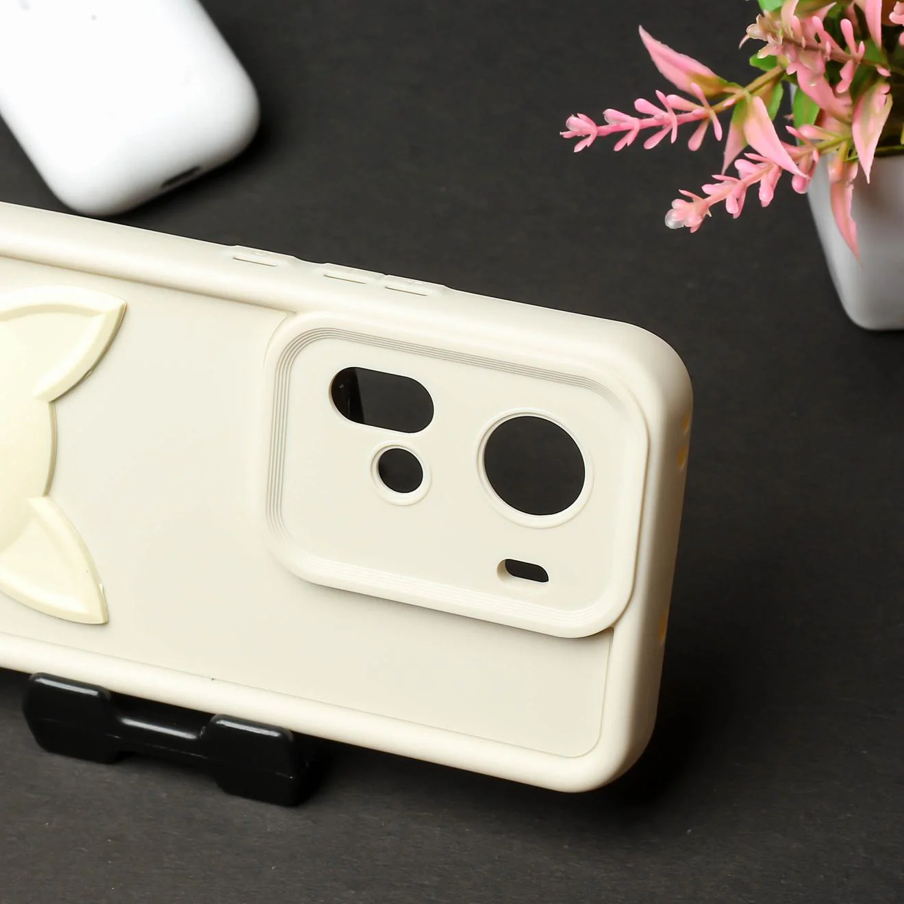 Cream Cute Cat Silicone case for Oppo Reno 11 - Image 3