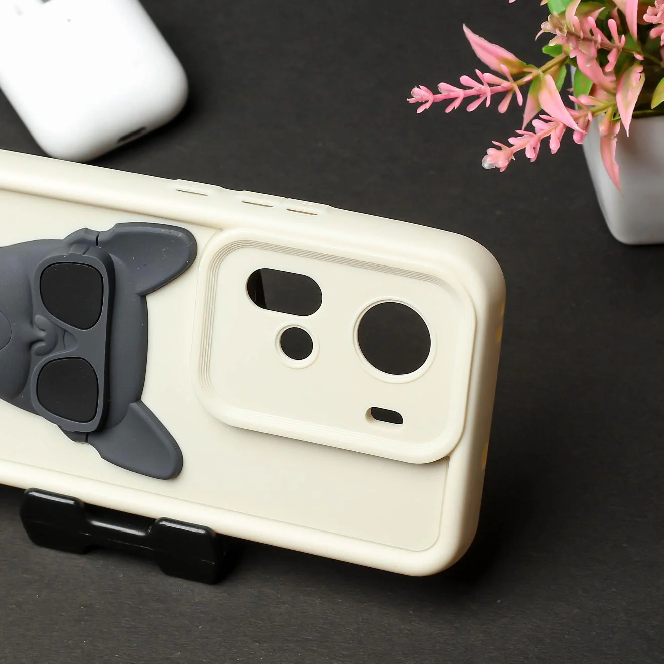 Cream SHOUNENN BLACK BULLDOG Silicone case for Oppo Reno 11 - Image 3