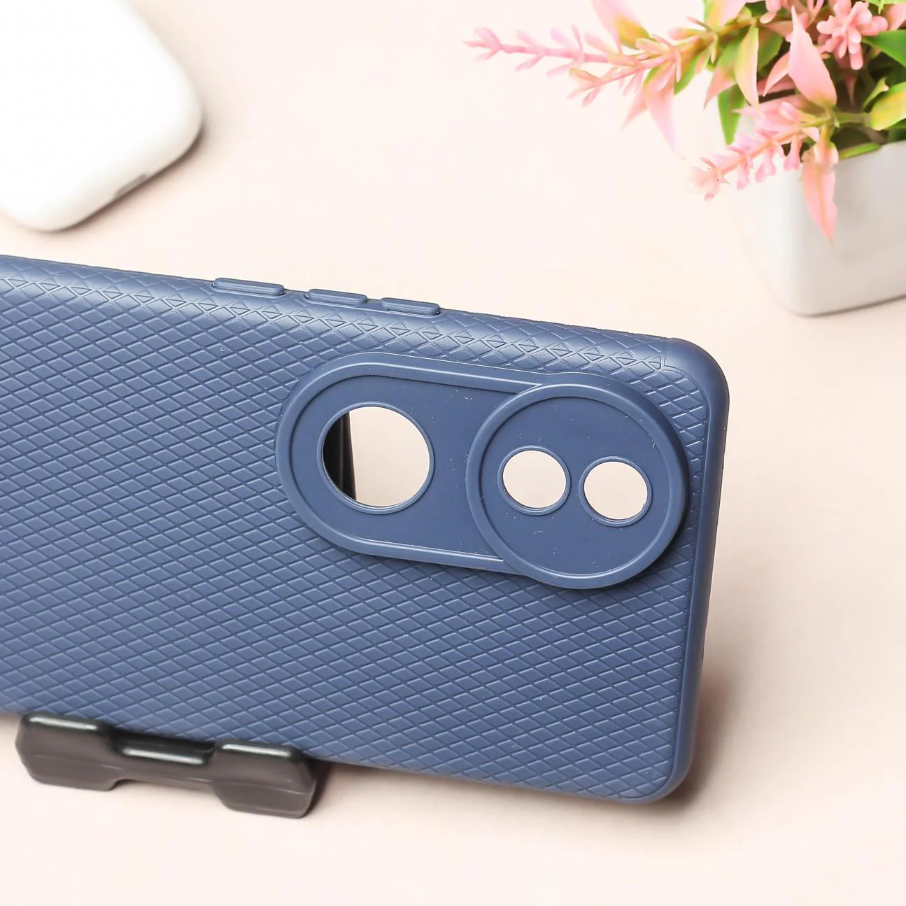 Dark Blue Line Wave Silicone Case for Vivo V50 - Image 3