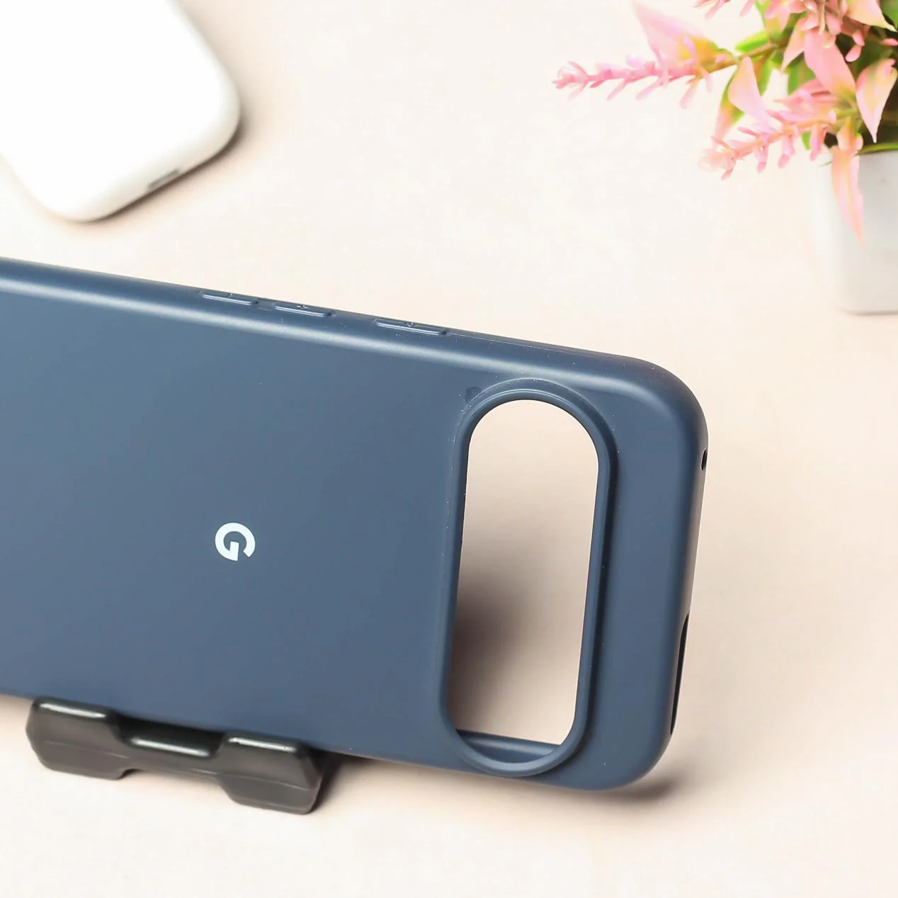 Dark Blue Original Silicone case for Google Pixel 9 Pro - Image 3