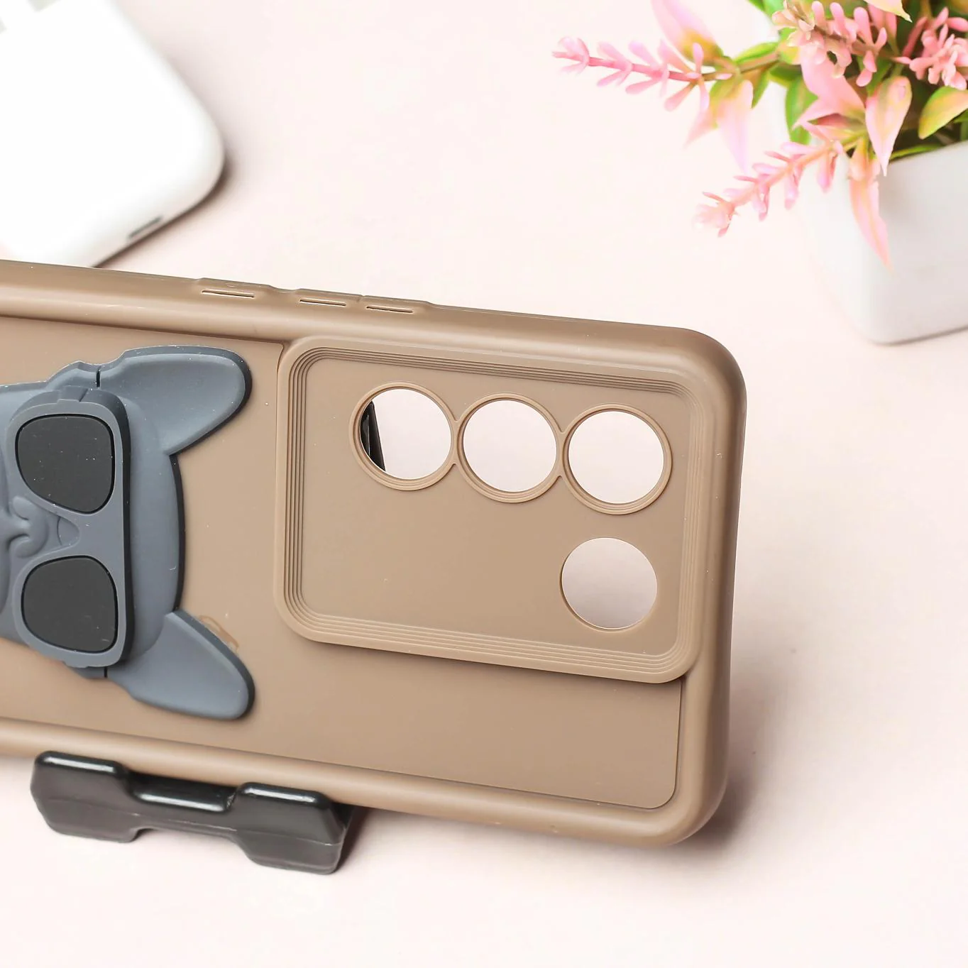 Dark Brown SHOUNENN BULLDOG Silicone case for Vivo V27 - Image 3