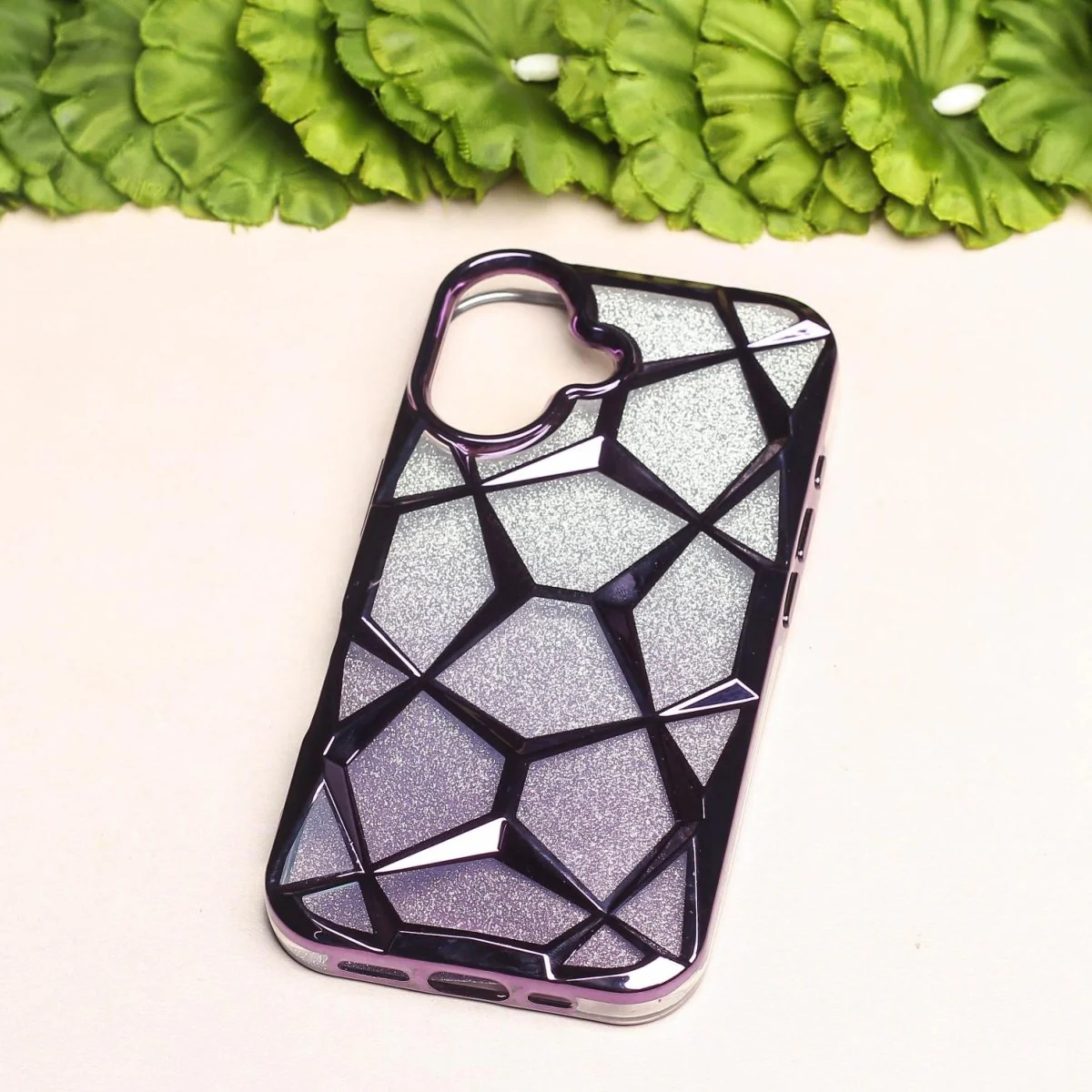Dazzle Purple Silicone case for Apple iphone 16 - Image 2