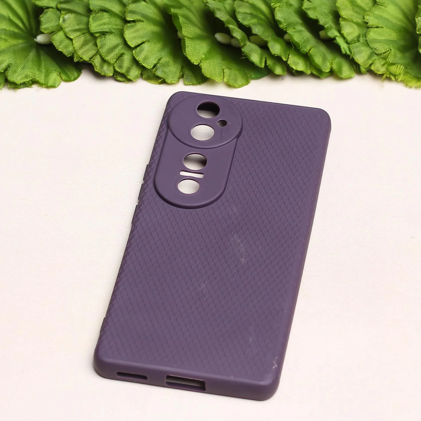 Deep Purple Line Wave Silicone Case for Vivo V40 Pro - Image 2