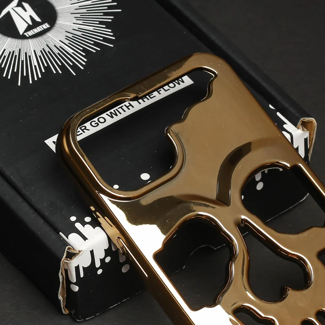 Golden Hollow Skull Design Silicone case for Apple iphone 14 Plus - Image 4