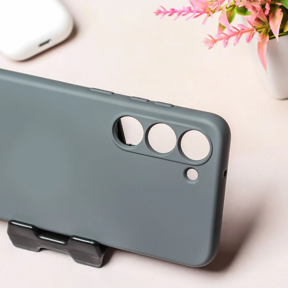 Grey Camera Original Silicone case for Samsung S23 5G - Image 3