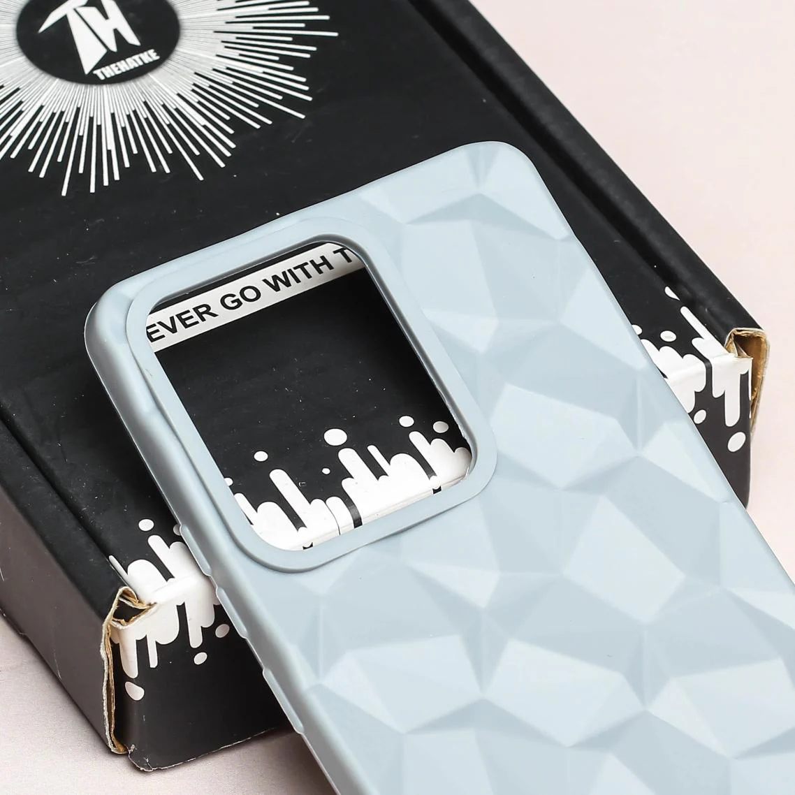 Grey Square Diamond Silicone case for Motorola Edge 40 Neo - Image 4