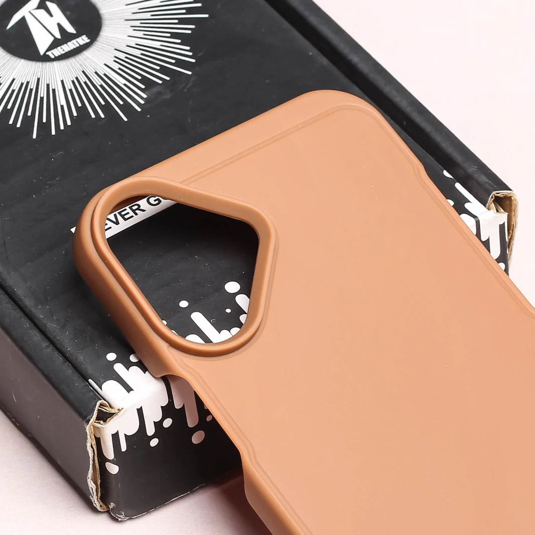 GripStand Brown Silicone case for Apple iphone 16 - Image 4