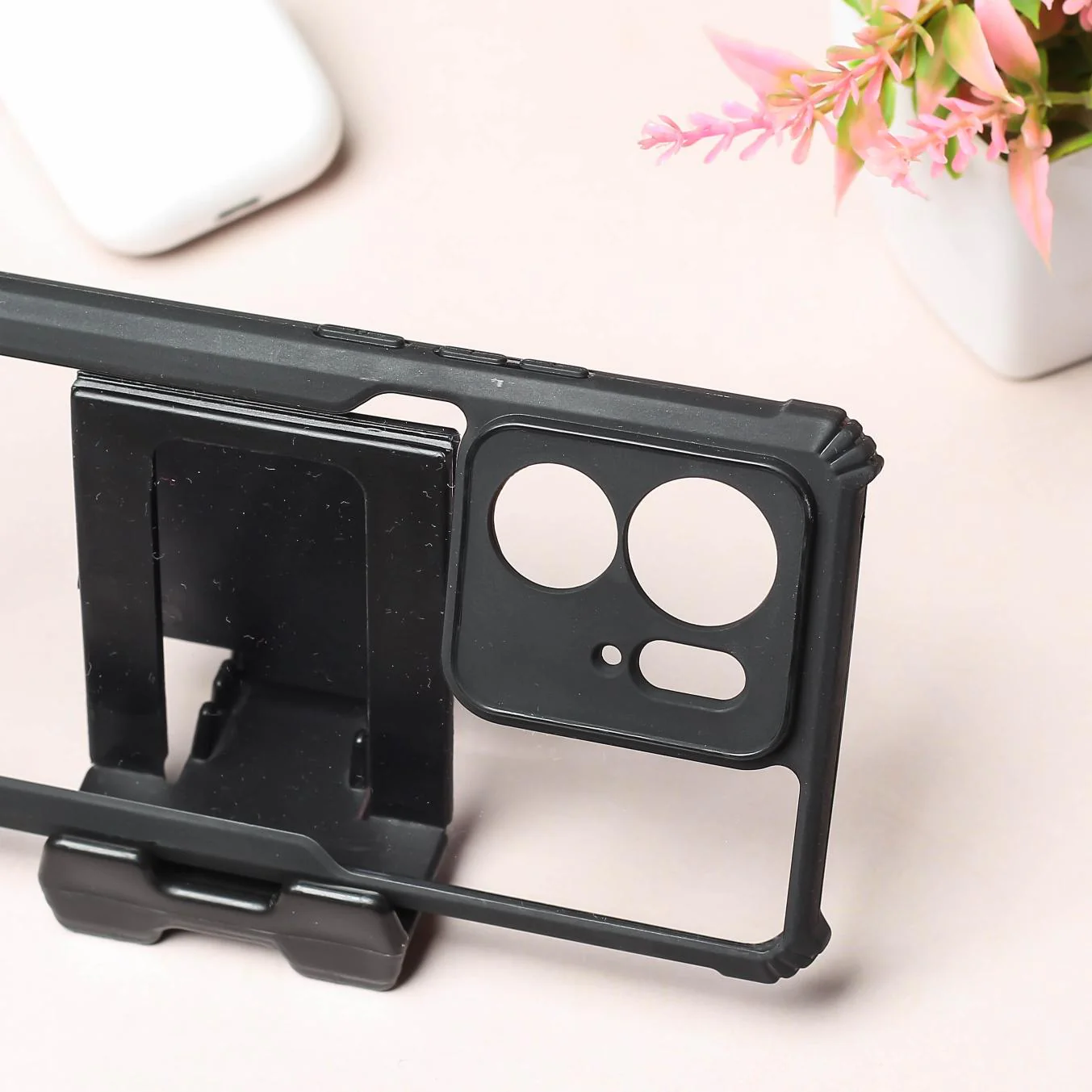 Hybrid Shockproof Transparent Silicone Case for Vivo V29e 5G - Image 3