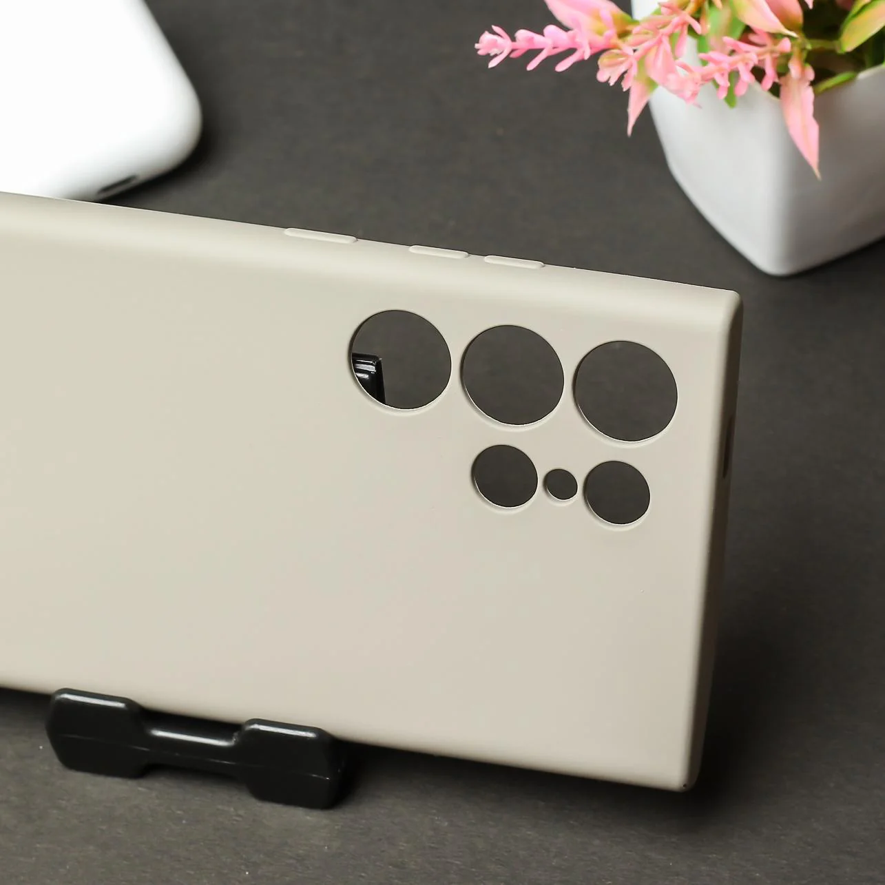 Light Brown Camera Original Silicone case for Samsung S24 Ultra - Image 3