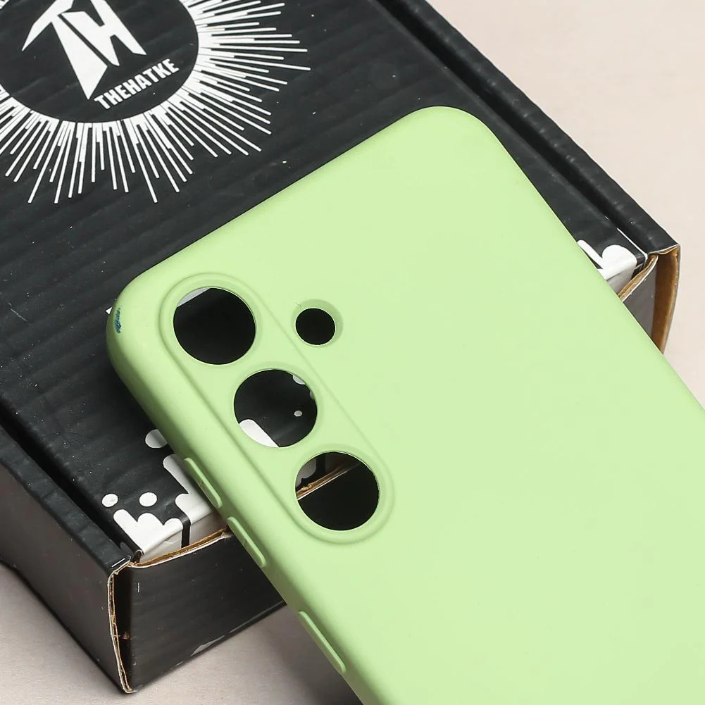 Light Green Camera Original Silicone case for Samsung S25 Plus - Image 4