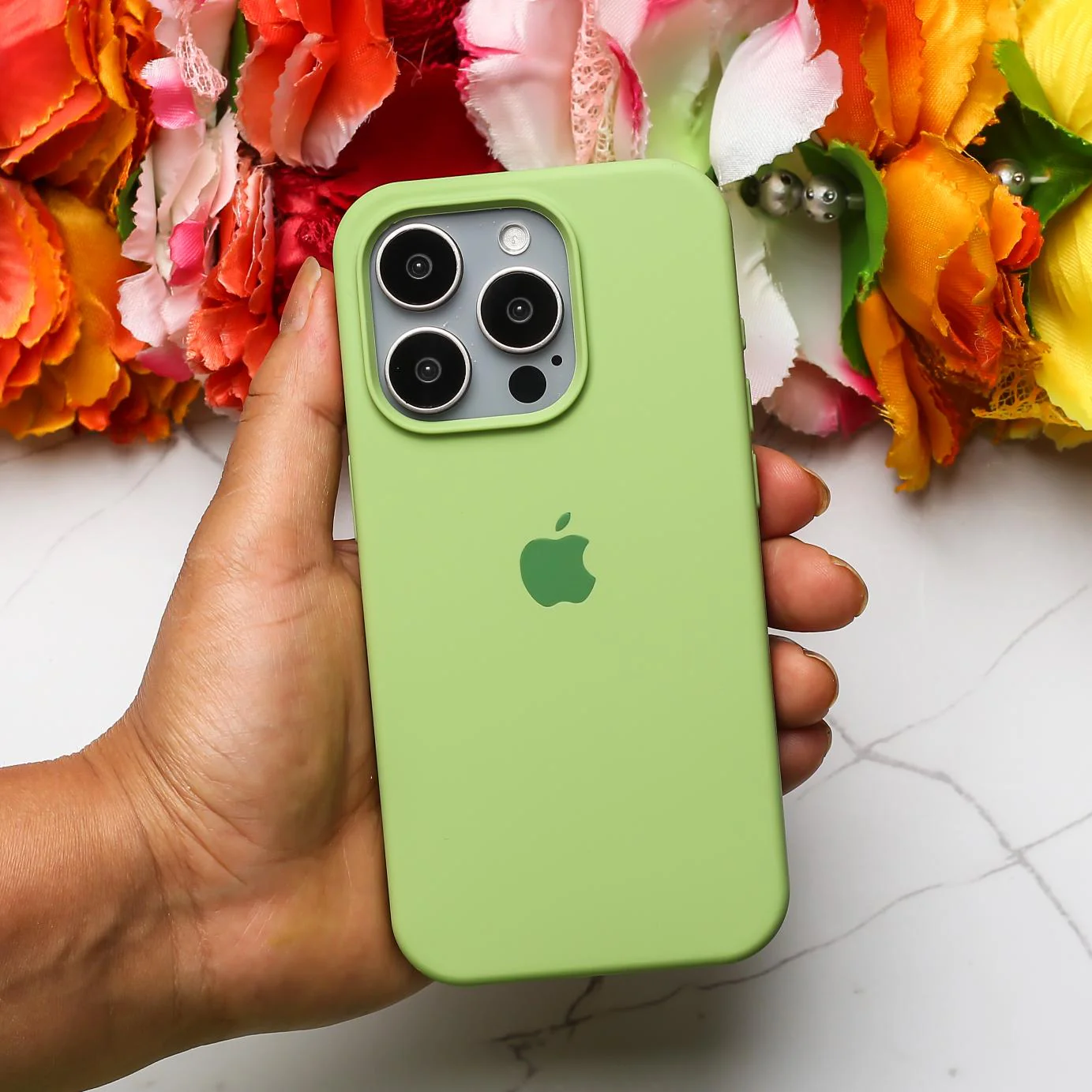 Light Green Original Silicone case for Apple iphone 13 Pro