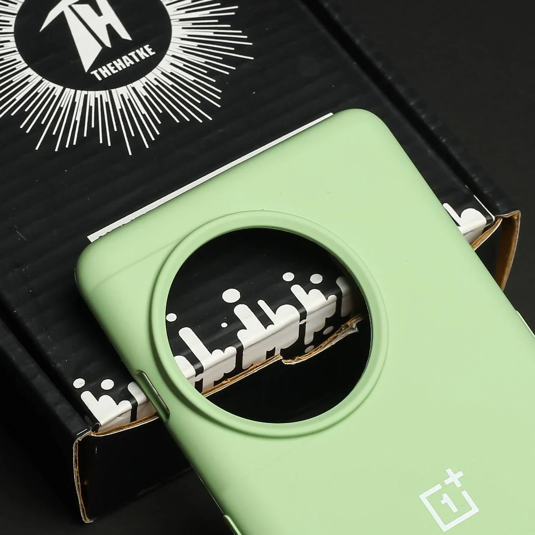 Light Green Original Silicone case for Oneplus 13 - Image 4