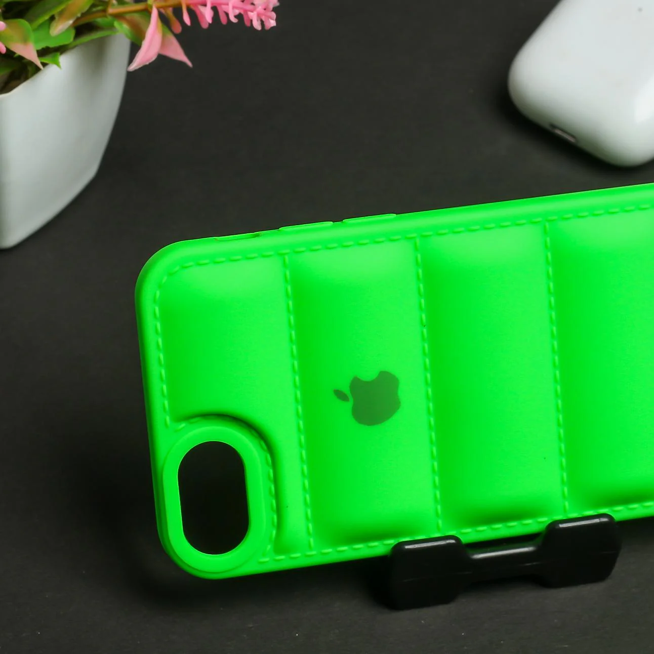 Light Green Puffon silicone case for Apple iPhone 7 - Image 3