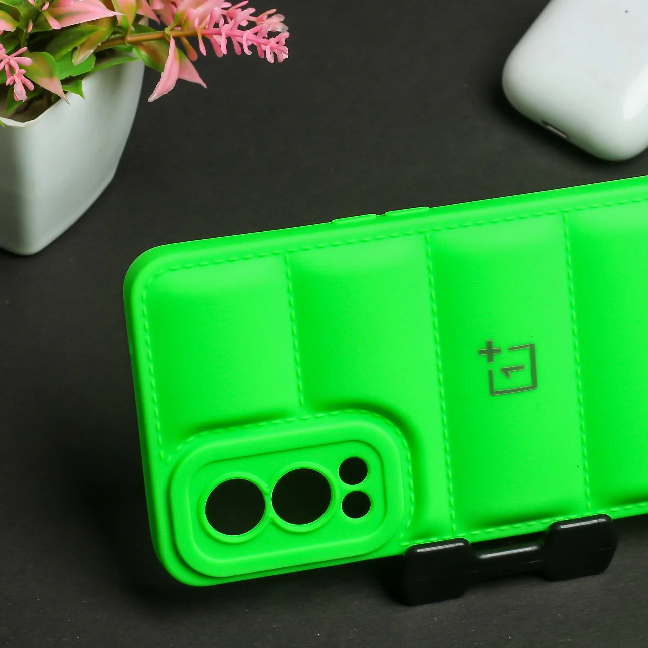 Light Green Puffon silicone case for Oneplus Nord 2 - Image 3