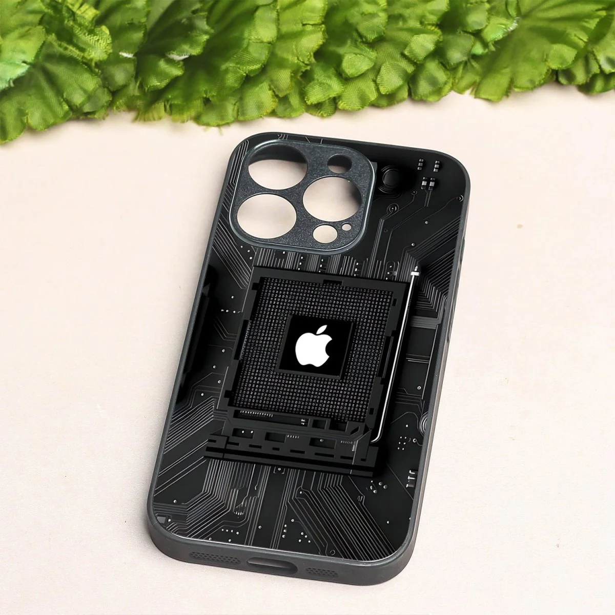 Microchip metal back case for Apple Iphone 14 Pro - Image 2