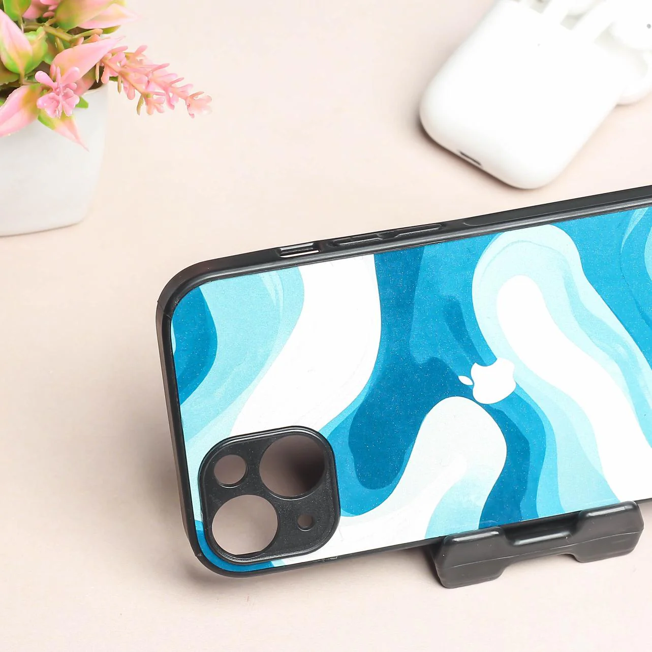 Oceanic Flow metal back case for Apple Iphone 14 Plus - Image 3
