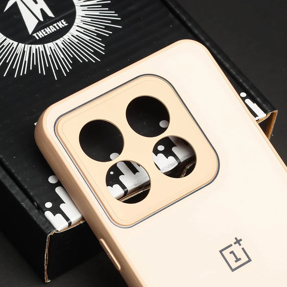 Peach camera Safe mirror case for Oneplus 10T - Image 4