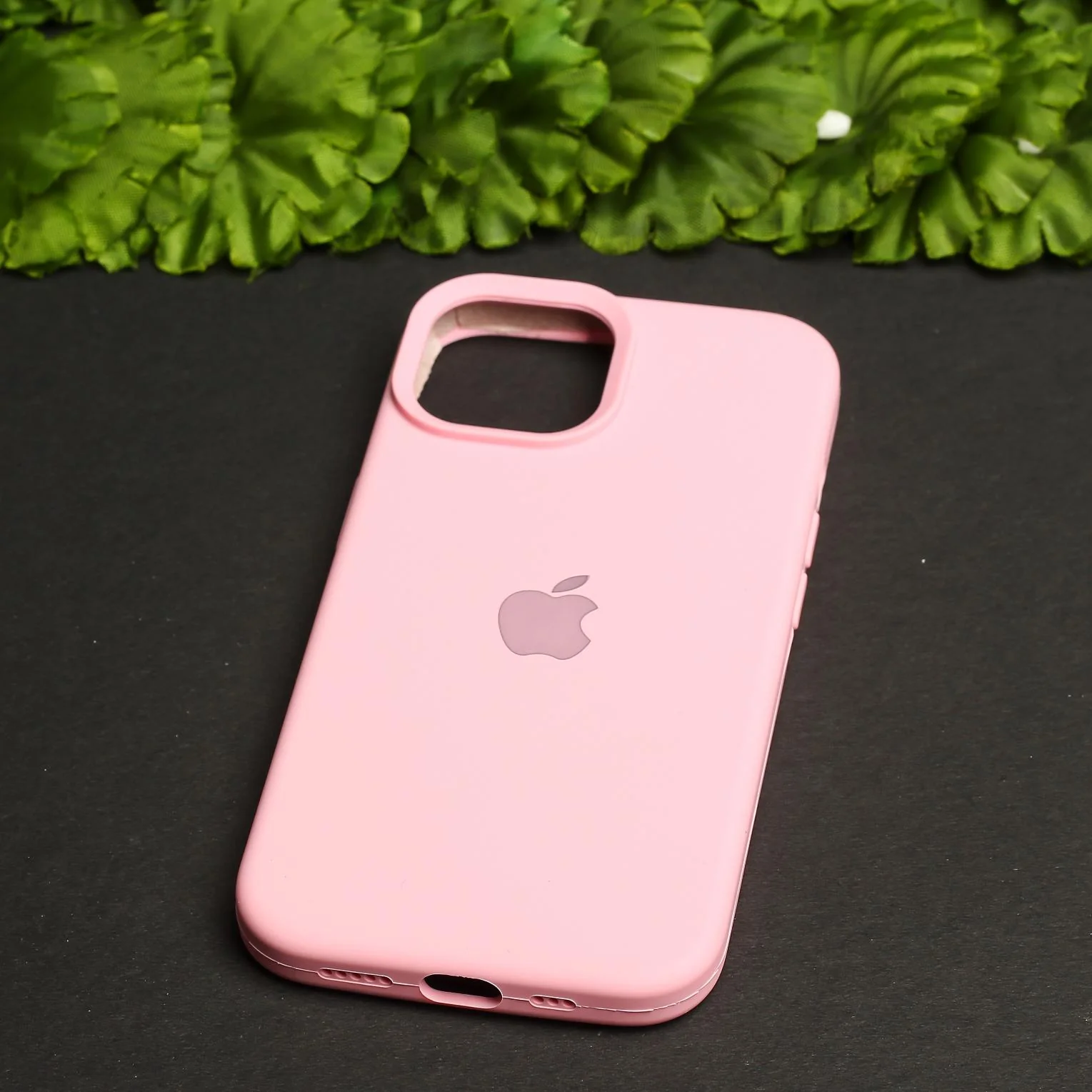 Pink Original Silicone case for Apple iphone 13 - Image 2