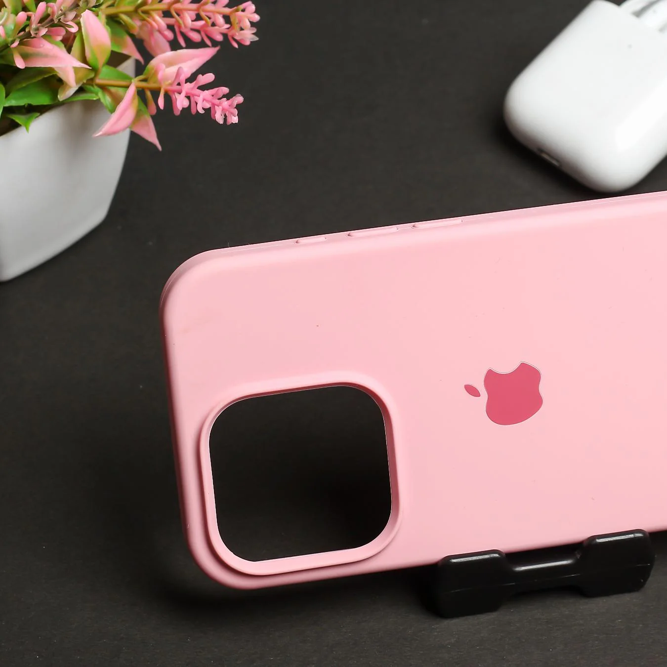 Pink Original Silicone case for Apple iphone 14 Pro - Image 3