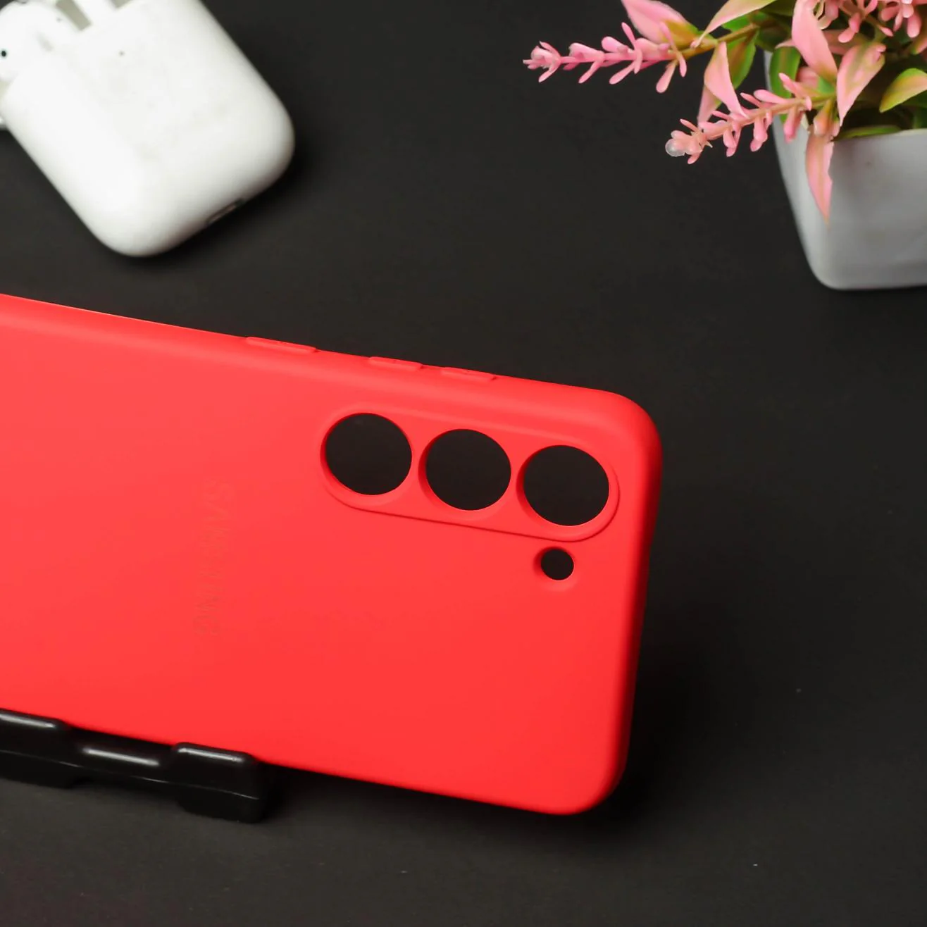 Red Original Camera Safe Silicone case for Samsung S21 FE - Image 3