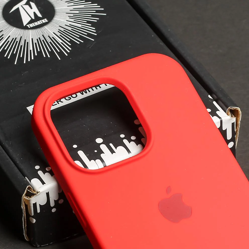 Red Original Silicone case for Apple iphone 13 Pro - Image 4