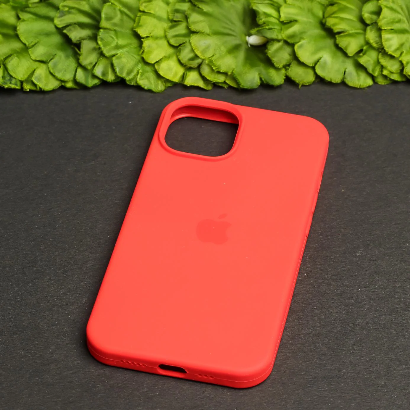 Red Original Silicone case for Apple iphone 14 - Image 2