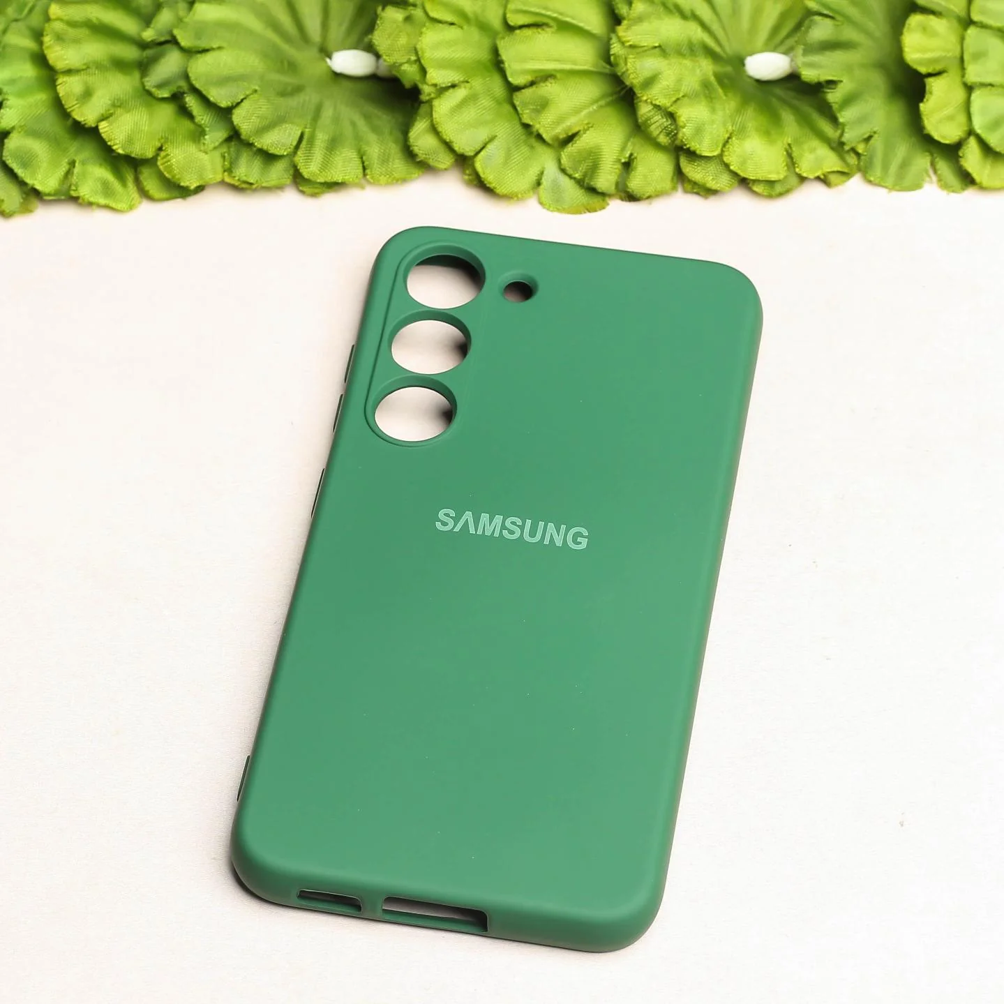 Green Camera Original Silicone case for Samsung S21 FE - Image 2