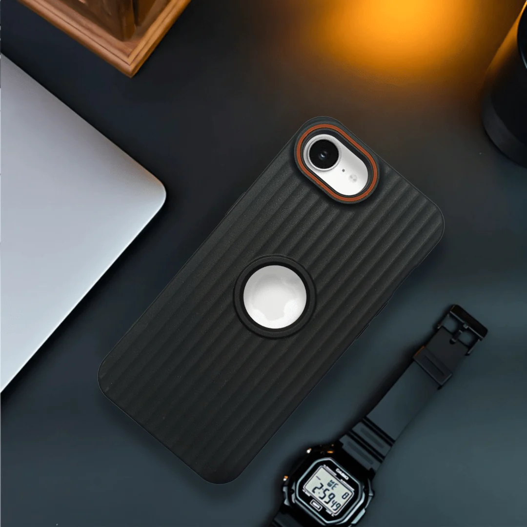 SleekLine Black Silicone Case for Apple Iphone 16e - Image 5
