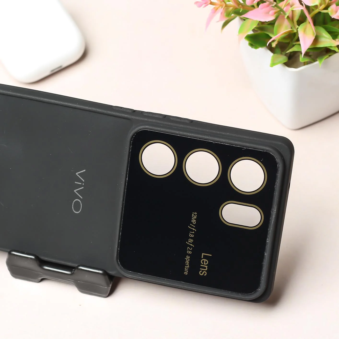 Spoov Luxury  Black Silicone Case for Vivo V29 - Image 3